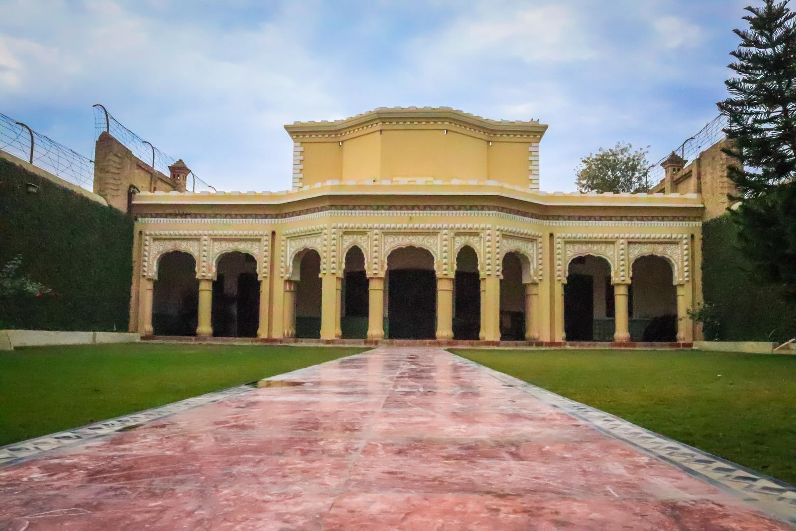 Bannu Damsaz House